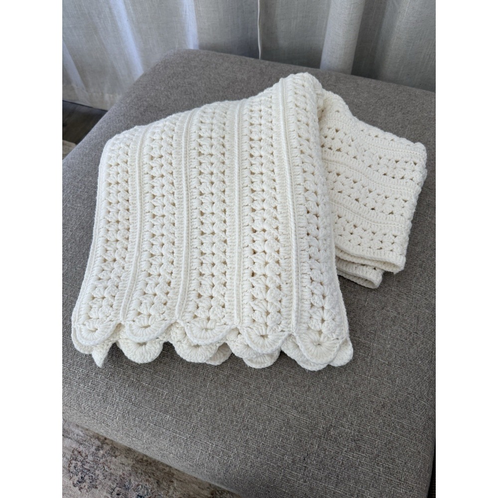 Handmade Crochet Blanket Throw 56x52 Ivory Cream Scalloped Cottage Farmhouse New